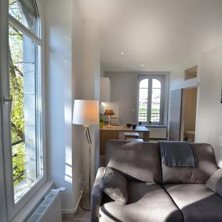 Appartment Les Suites Du Parc Besançon Zimmer foto