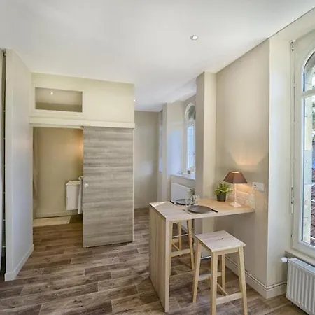 Appartment Les Suites Du Parc Besançon Zimmer foto